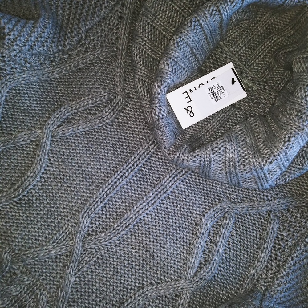 Charlotte Russe Grey Cable Knit Turtleneck Sweater Women's Medium NWT